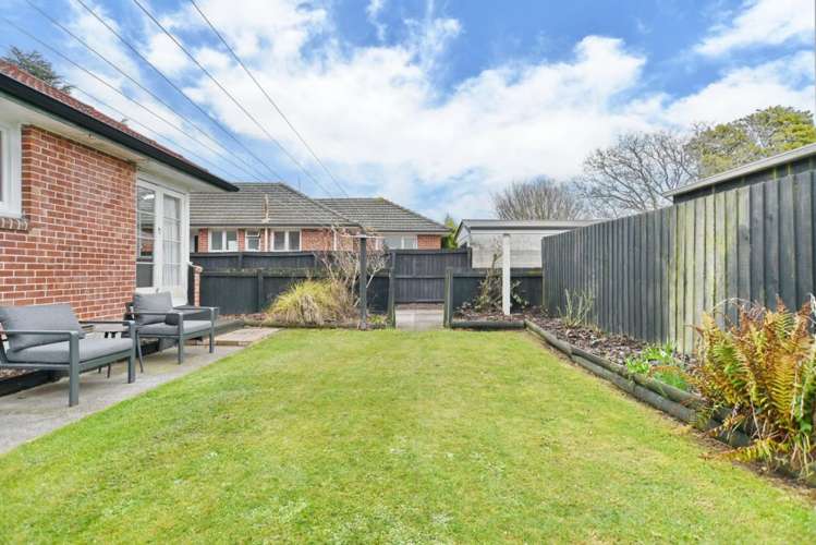 2/21 Dunedin Street Redwood_16