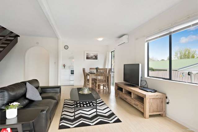 3/66a Birkdale Road Birkdale_3