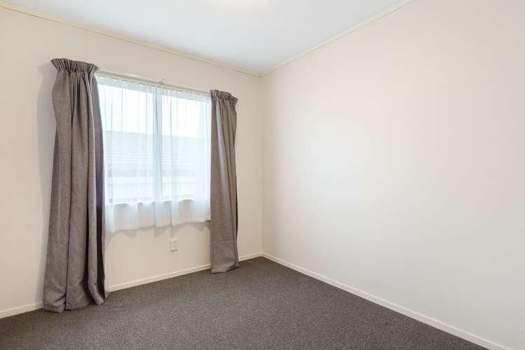 35c Emmett Street Greerton_11