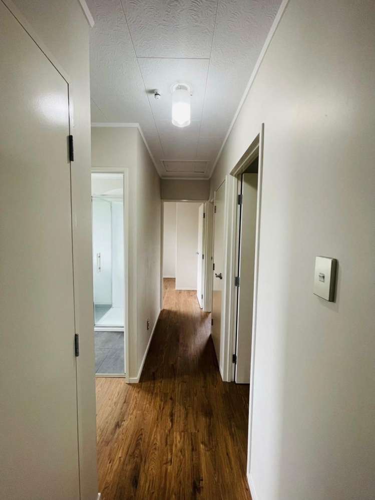 1 John Webster Place Glen Eden_8