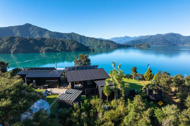 448 Tamuakawawe Bay Marlborough Sounds_1