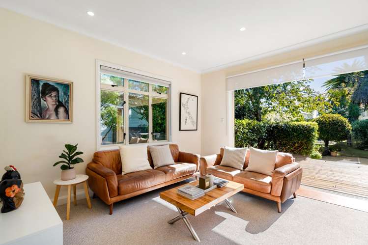 13 Nelson Crescent Napier South_8