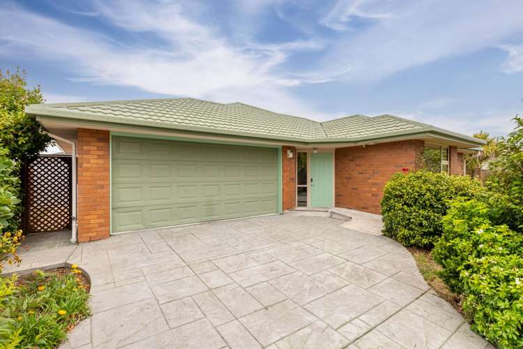 15 Putake Drive Parklands_21