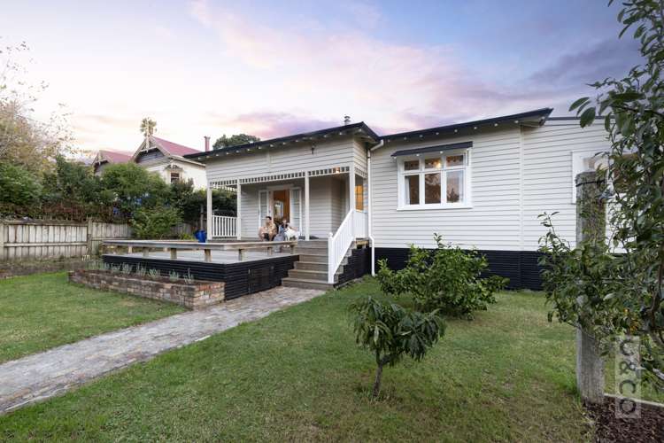 3 Downer Street Helensville_38