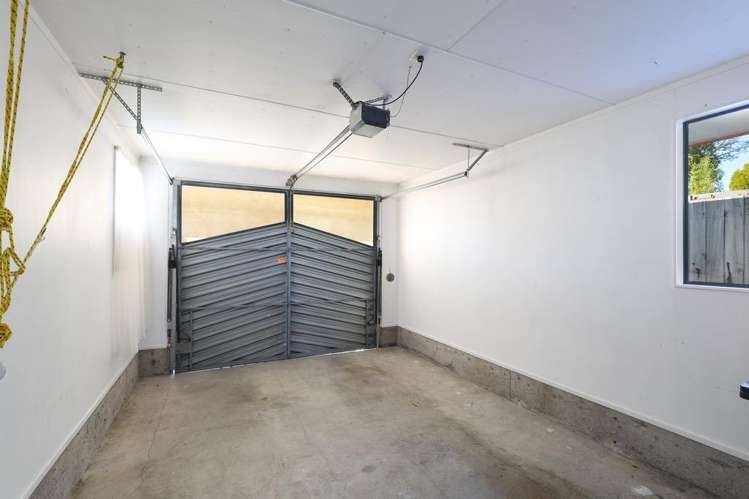 328 Princes Drive Britannia Heights_19