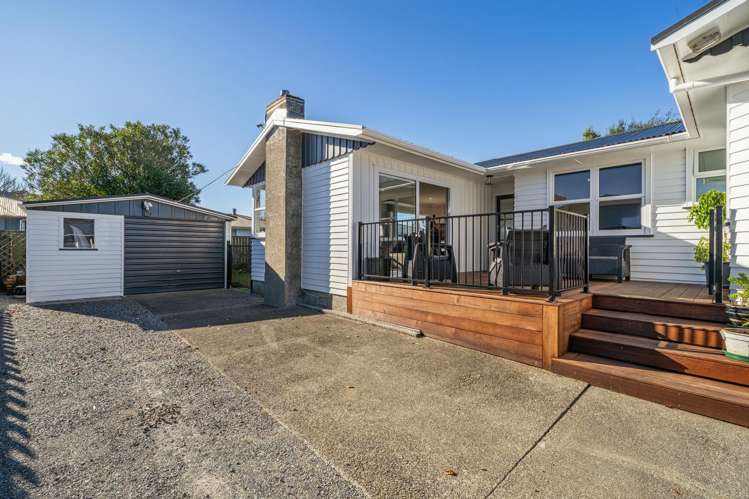 8 Snell Grove_1