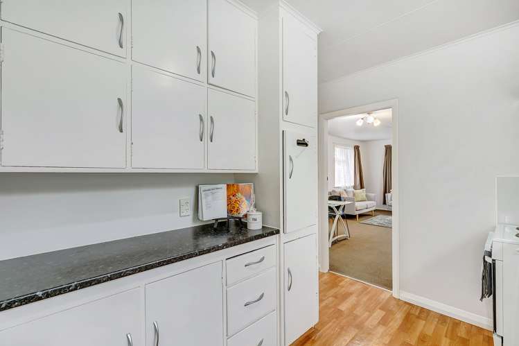 14 Durham Street Cannons Creek_7