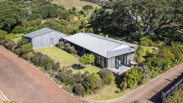 7 Pye Place_5