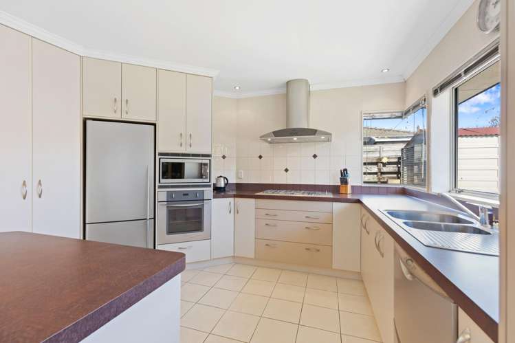 48 Bayfair Drive Mount Maunganui_6