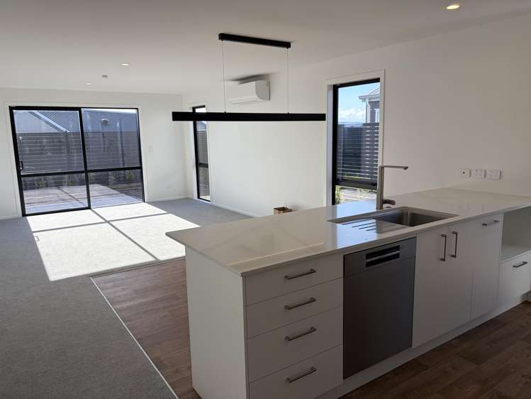 33 Takurua Road_1