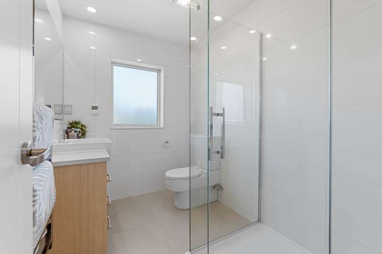 28 Sohlue Place Oteha_21