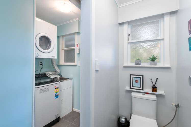 44 Holdsworth Avenue Trentham_12