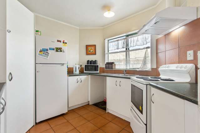 1a Benton Place Manurewa_1