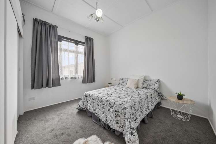 2/17 Cleek Road Mangere East_13