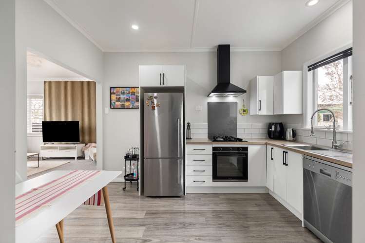 28 Aberdeen Avenue Takaro_12