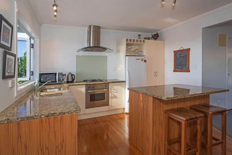 6 Hauraki Road Oneroa_5