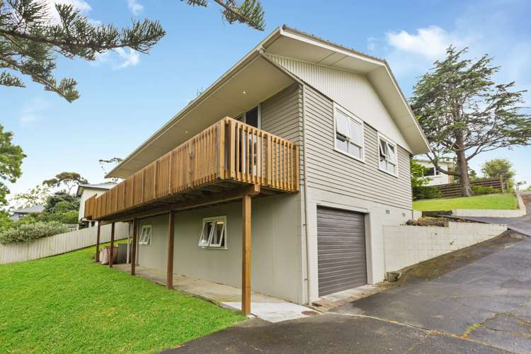 6 Hutchinsons Road Bucklands Beach_3