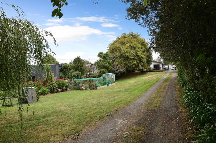 6 Cemetery Road Waiuku_15