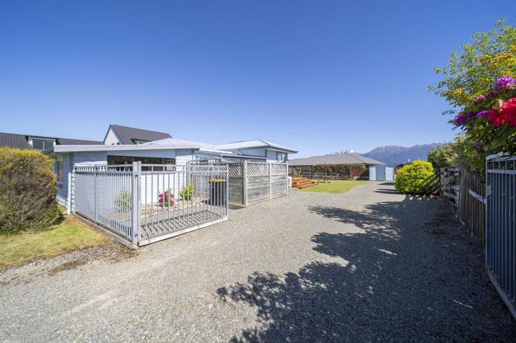 93 Matai Street Te Anau_24