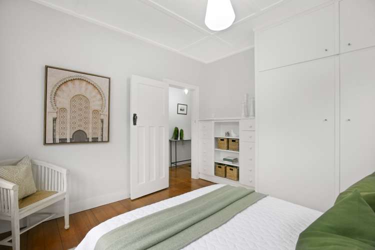 47 Queens Drive Lyall Bay_7