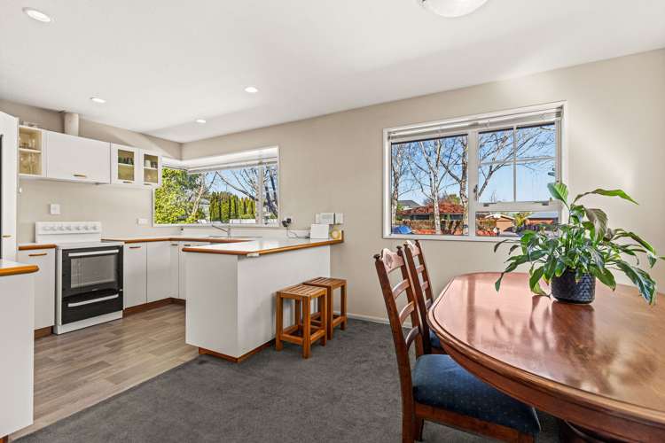 2/18 Barnes Road Redwood_2