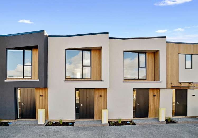 15/10 Trieste Way 10587_0