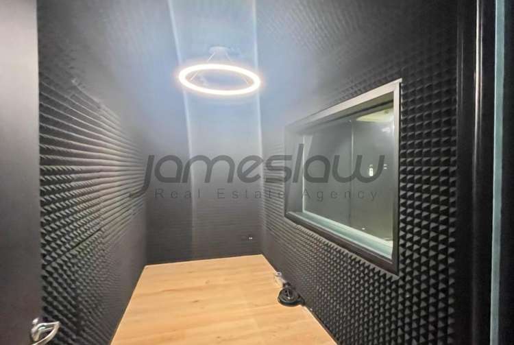 Unit 1B, Level 1 /57-59 Customs Street East City Centre_1