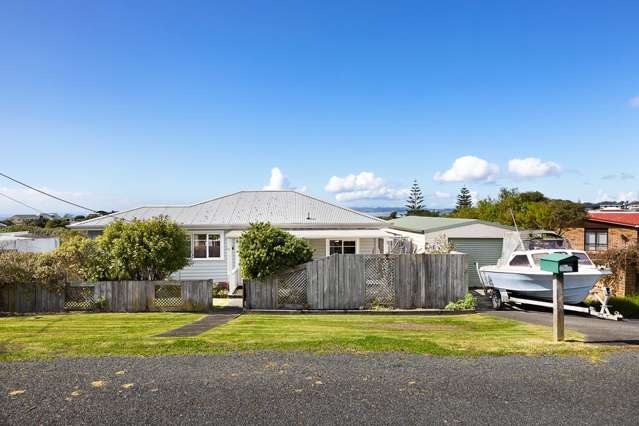 11 Sea View Road Leigh_4