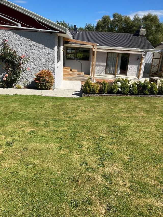 Charming 4BR Family Home in Lumsden!