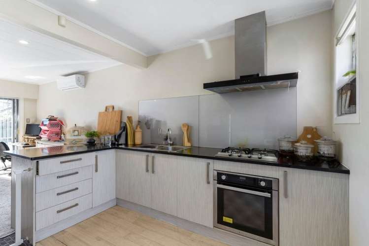 4/8 Maunu Road Papatoetoe_6