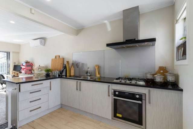 Smart Buy in Papatoetoe