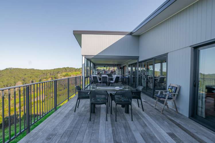 212 Black Jack Road Kuaotunu_17