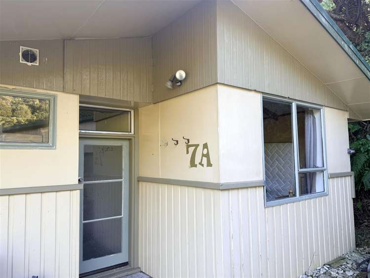 7 Redwood Place Karoro_21