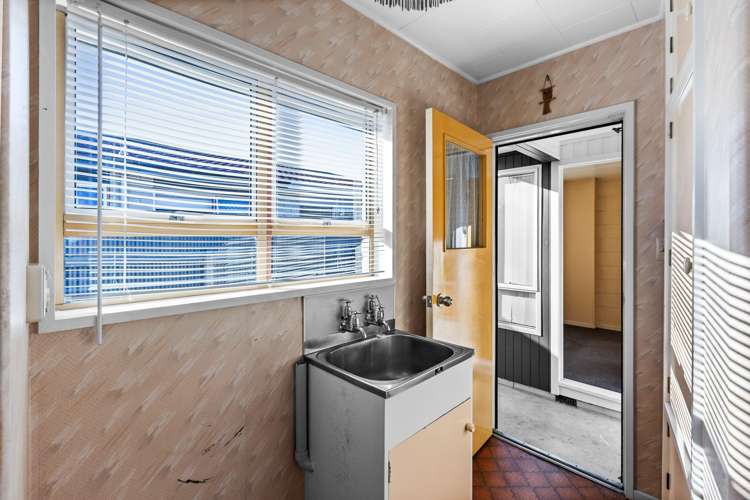 300 Willowpark Road North Hastings_10