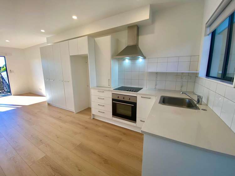 19 Eileen Newey Place Henderson_8