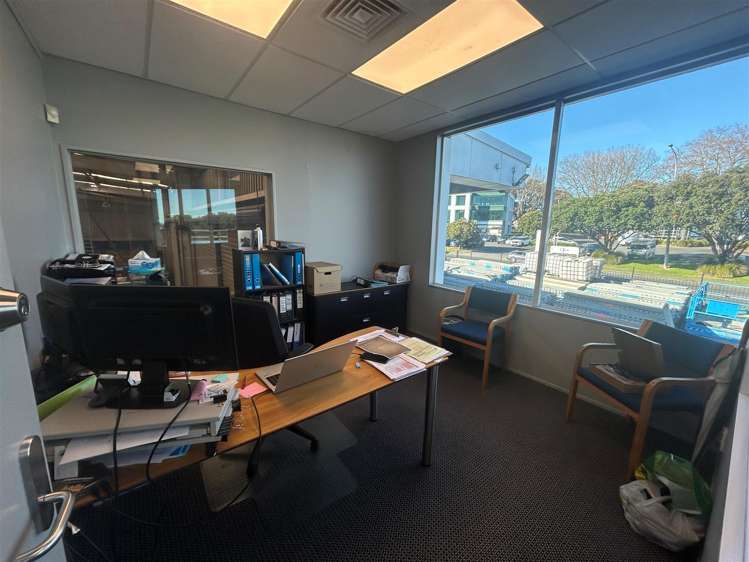 12A Vestey Drive Mount Wellington_5