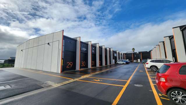 30/90a Hobsonville Road Hobsonville_1