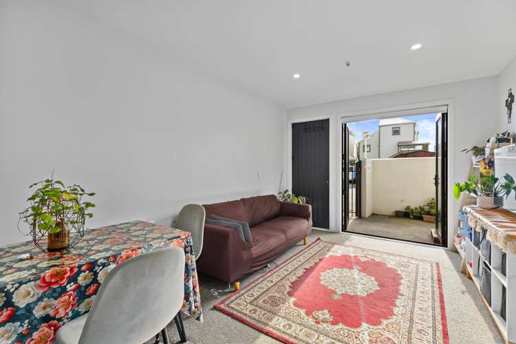 2B/16 Constable Street_2