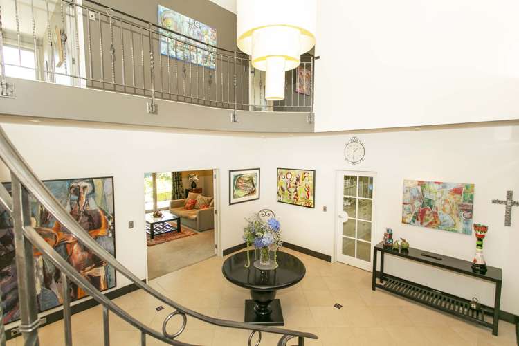 51 Farm Road Allenton_16