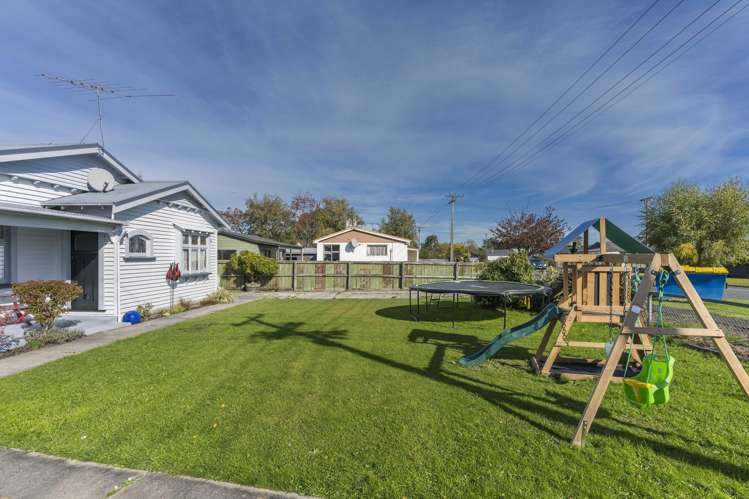 23 Chaucer Street Milton_14