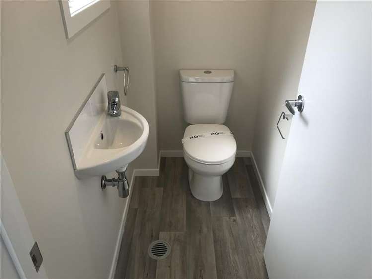 3/3 Manning Street Hamilton Central_11