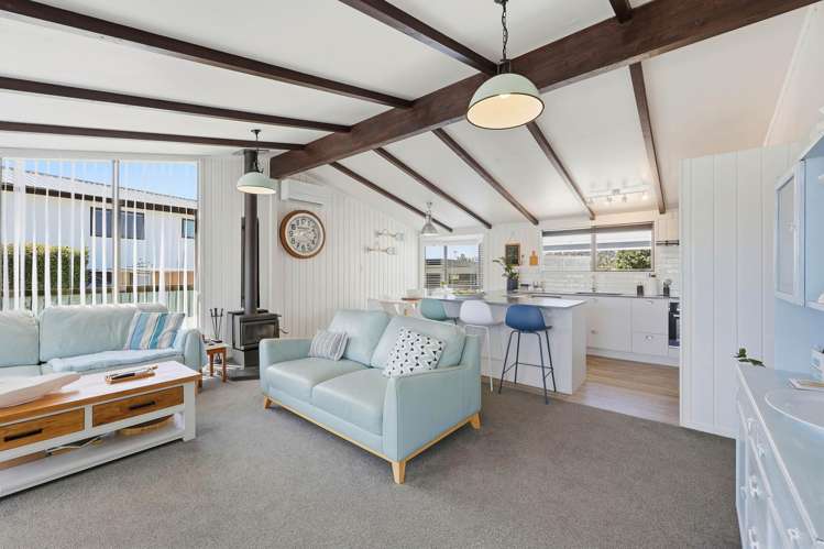 6 Vela Place Clarks Beach_16