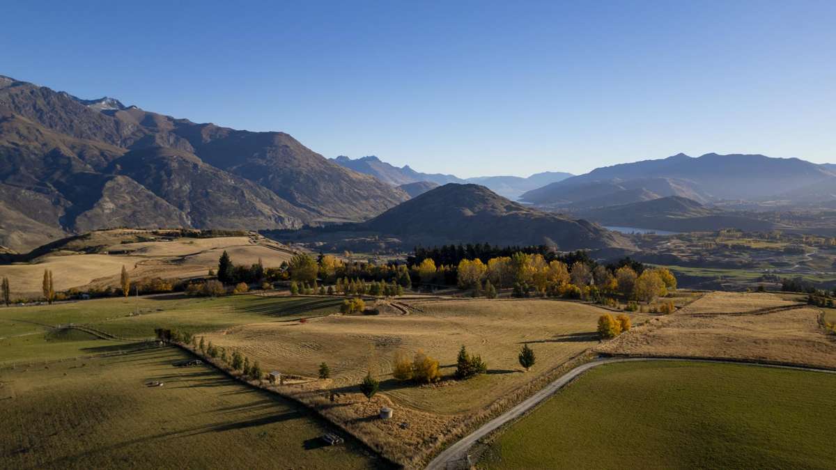317 Crown Range Road_2
