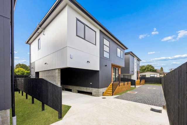 Brand New Individual Family Home in Prime Location