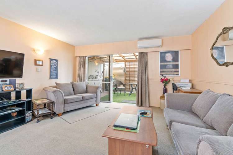 76 The Circle Manly_4