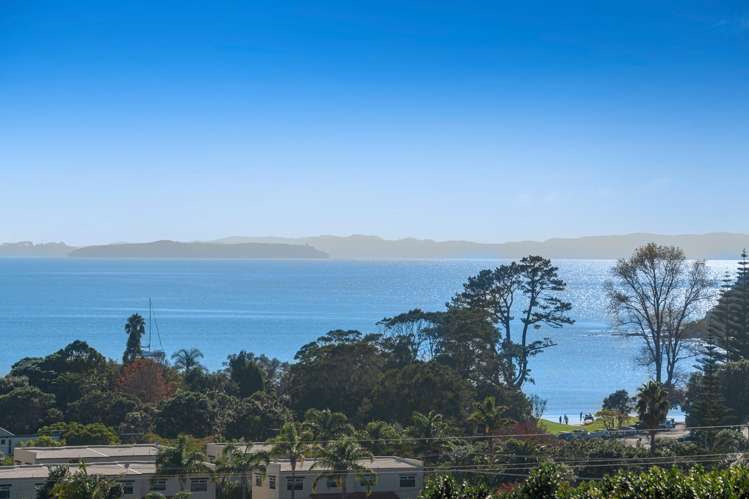 43 Surf Road Stanmore Bay_22