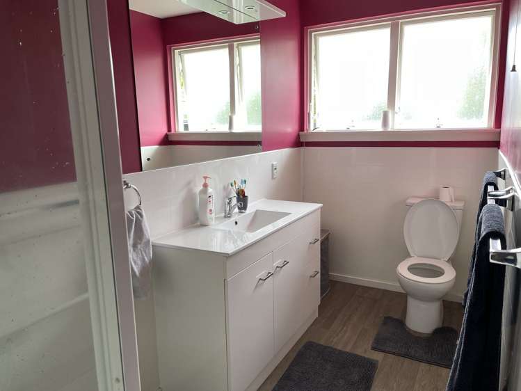 2/5 Pitt Place Saint Albans_8