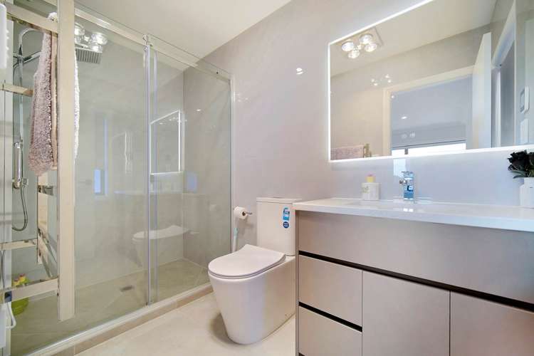 14 Castlebane Lane Flat Bush_18