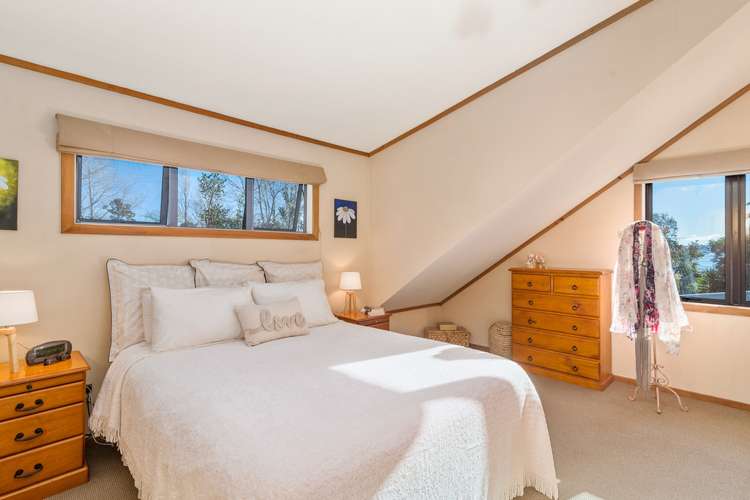 15a Holden Avenue Holdens Bay_13