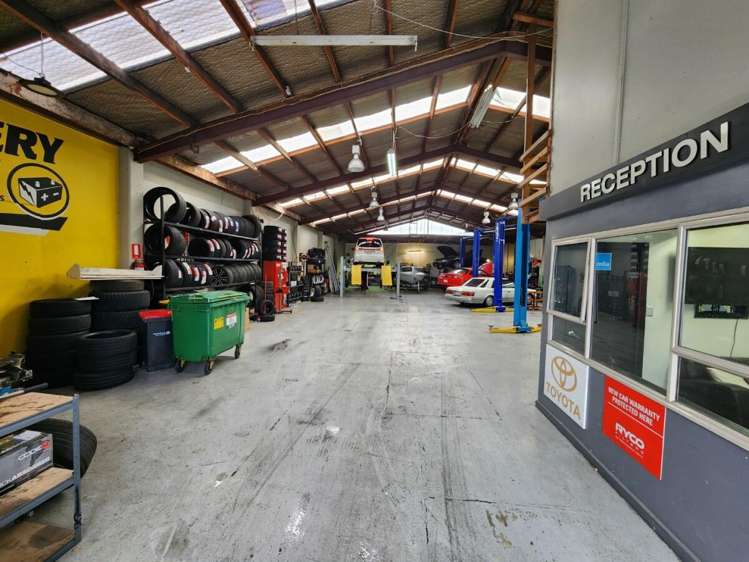 14 Clarence Street Addington_10